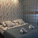 Aparthotel Q