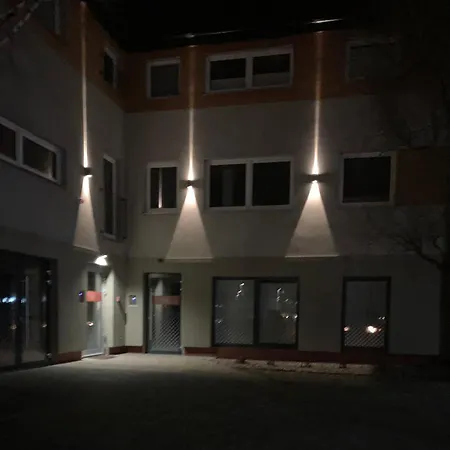 Hotel apartamentowy Q *