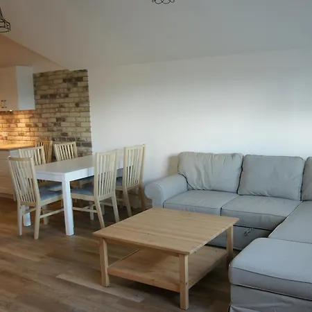 Q Hotel apartamentowy Mirkow