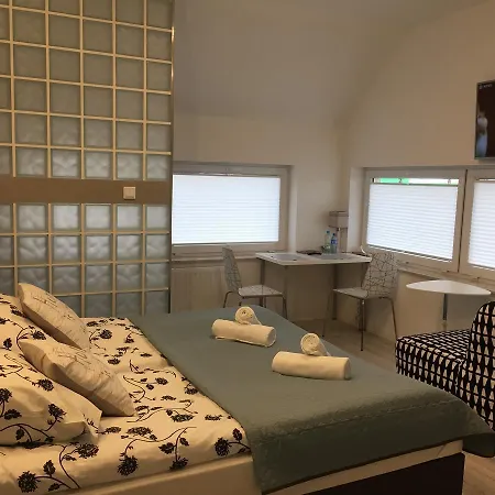 Q Hotel apartamentowy *