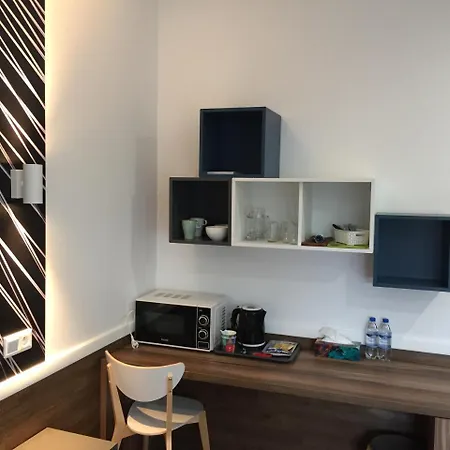 Hotel apartamentowy Q *