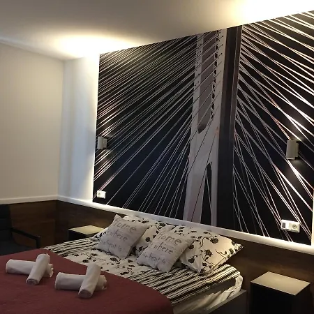 Q Apartahotel 4*