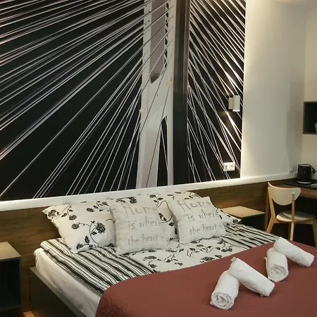 Hotel apartamentowy Q