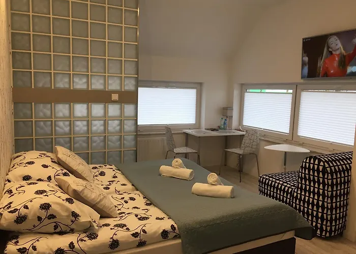 Q Hotel apartamentowy 4*